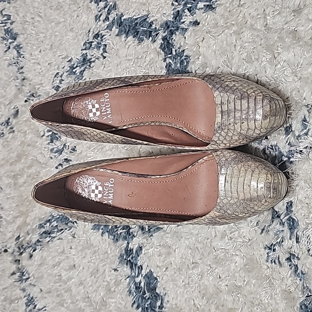 Vincent Camuto Heels